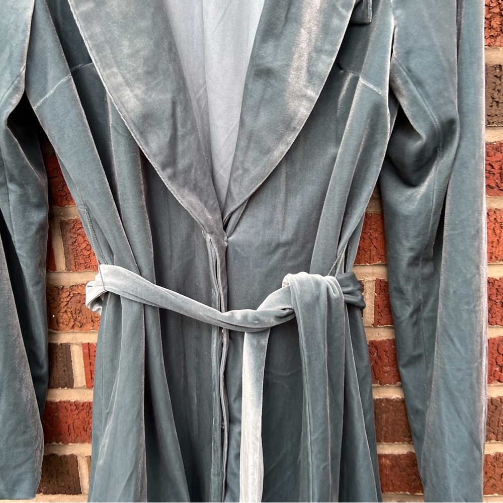 JustFab Dusty Blue Velvet Long Line Belted Blazer Suit Jacket Overcoat - Picture 3 of 5